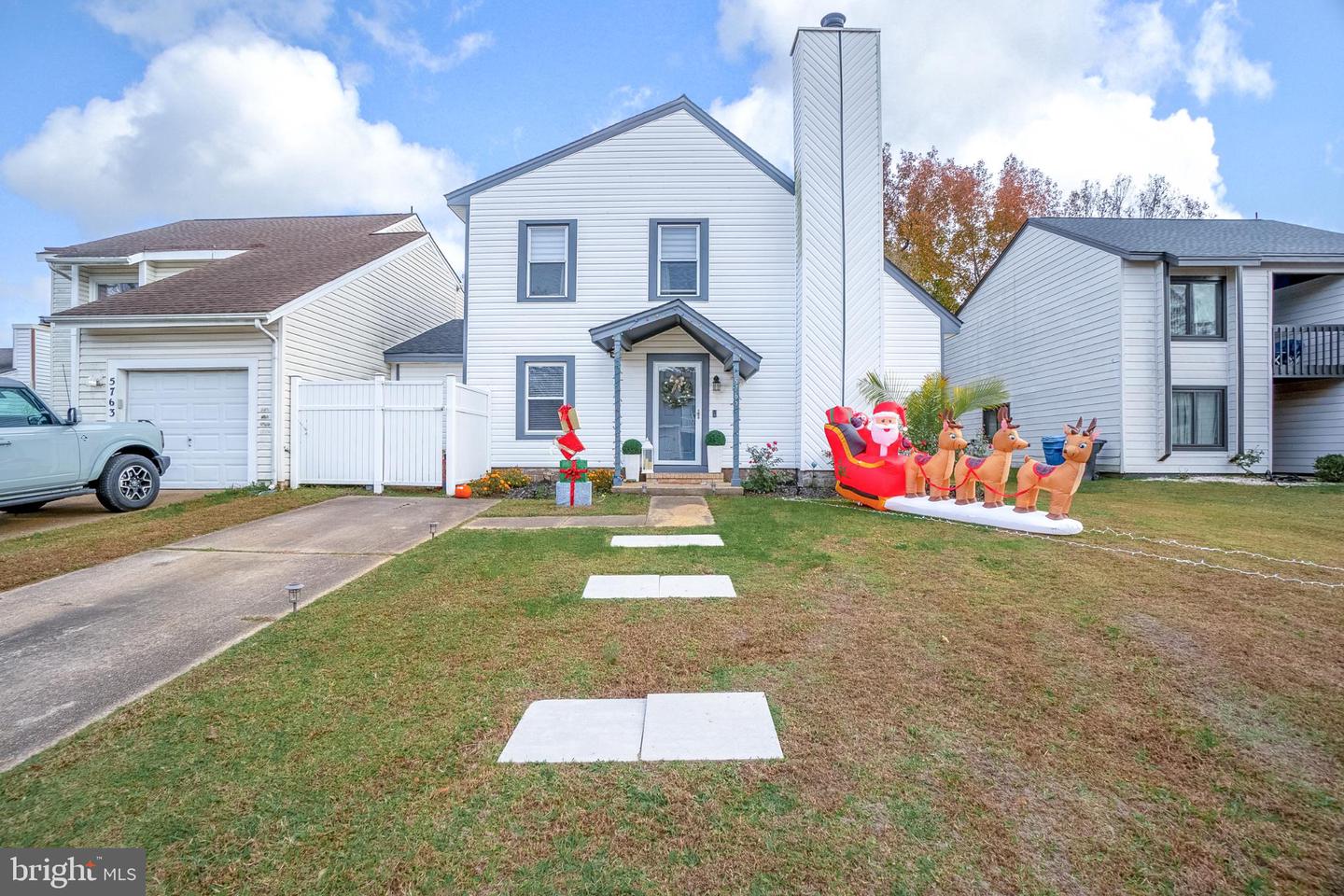 5765 ALBRIGHT DR, VIRGINIA BEACH, Virginia 23464, 3 Bedrooms Bedrooms, 5 Rooms Rooms,2 BathroomsBathrooms,Residential,For sale,5765 ALBRIGHT DR,VAVB2000588 MLS # VAVB2000588