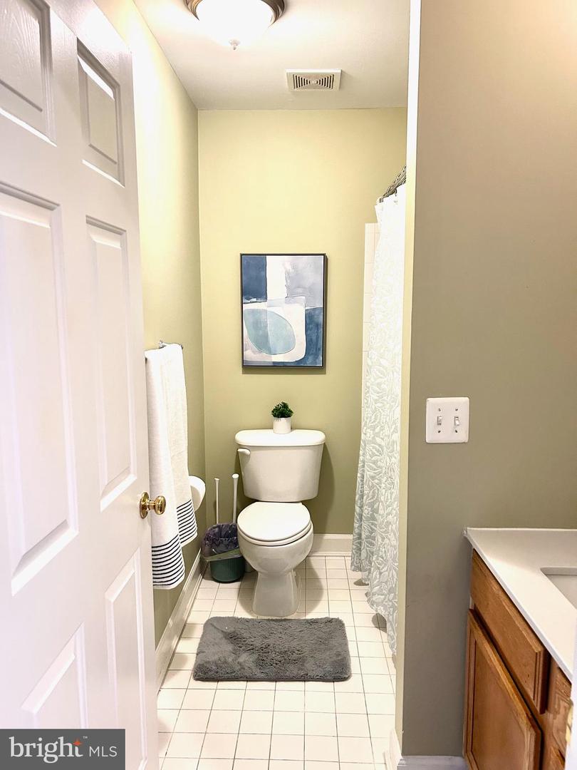 8057 SAMUEL WALLIS, LORTON, Virginia 22079, 3 Bedrooms Bedrooms, ,2 BathroomsBathrooms,Residential,For sale,8057 SAMUEL WALLIS,VAFX2257256 MLS # VAFX2257256