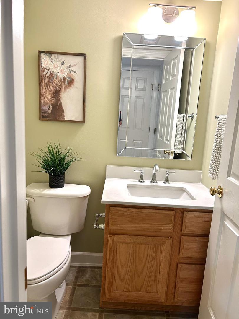 8057 SAMUEL WALLIS, LORTON, Virginia 22079, 3 Bedrooms Bedrooms, ,2 BathroomsBathrooms,Residential,For sale,8057 SAMUEL WALLIS,VAFX2257256 MLS # VAFX2257256