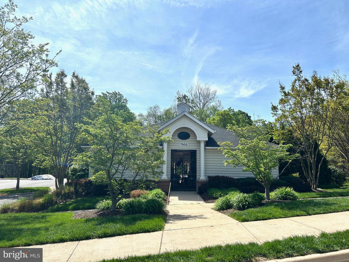8057 SAMUEL WALLIS, LORTON, Virginia 22079, 3 Bedrooms Bedrooms, ,2 BathroomsBathrooms,Residential,For sale,8057 SAMUEL WALLIS,VAFX2257256 MLS # VAFX2257256