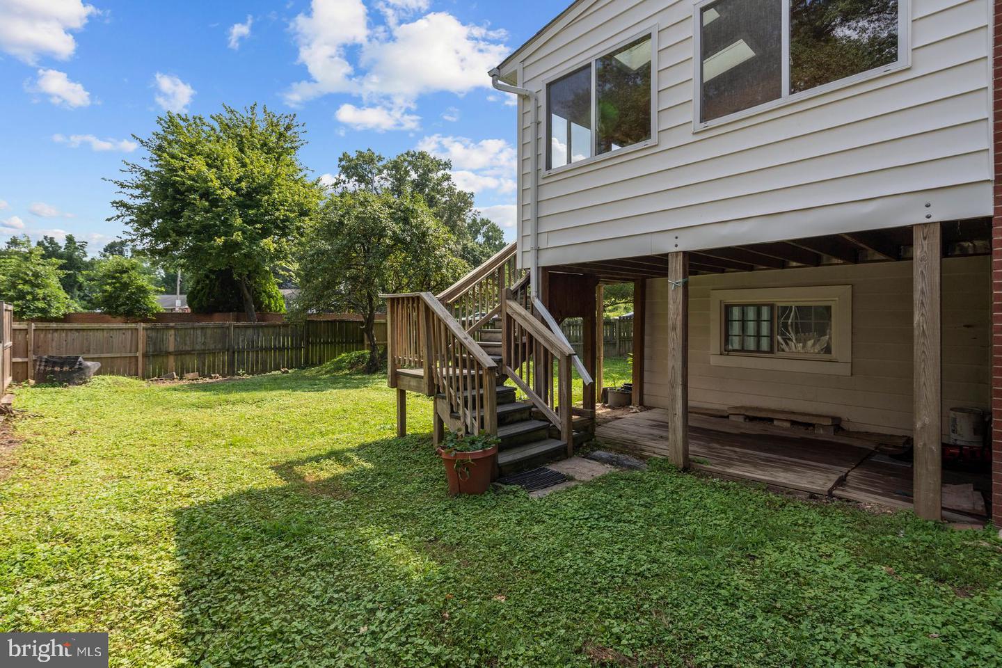 5018 11TH ST N, ARLINGTON, Virginia 22205, 5 Bedrooms Bedrooms, ,3 BathroomsBathrooms,Residential,For sale,5018 11TH ST N,VAAR2061316 MLS # VAAR2061316