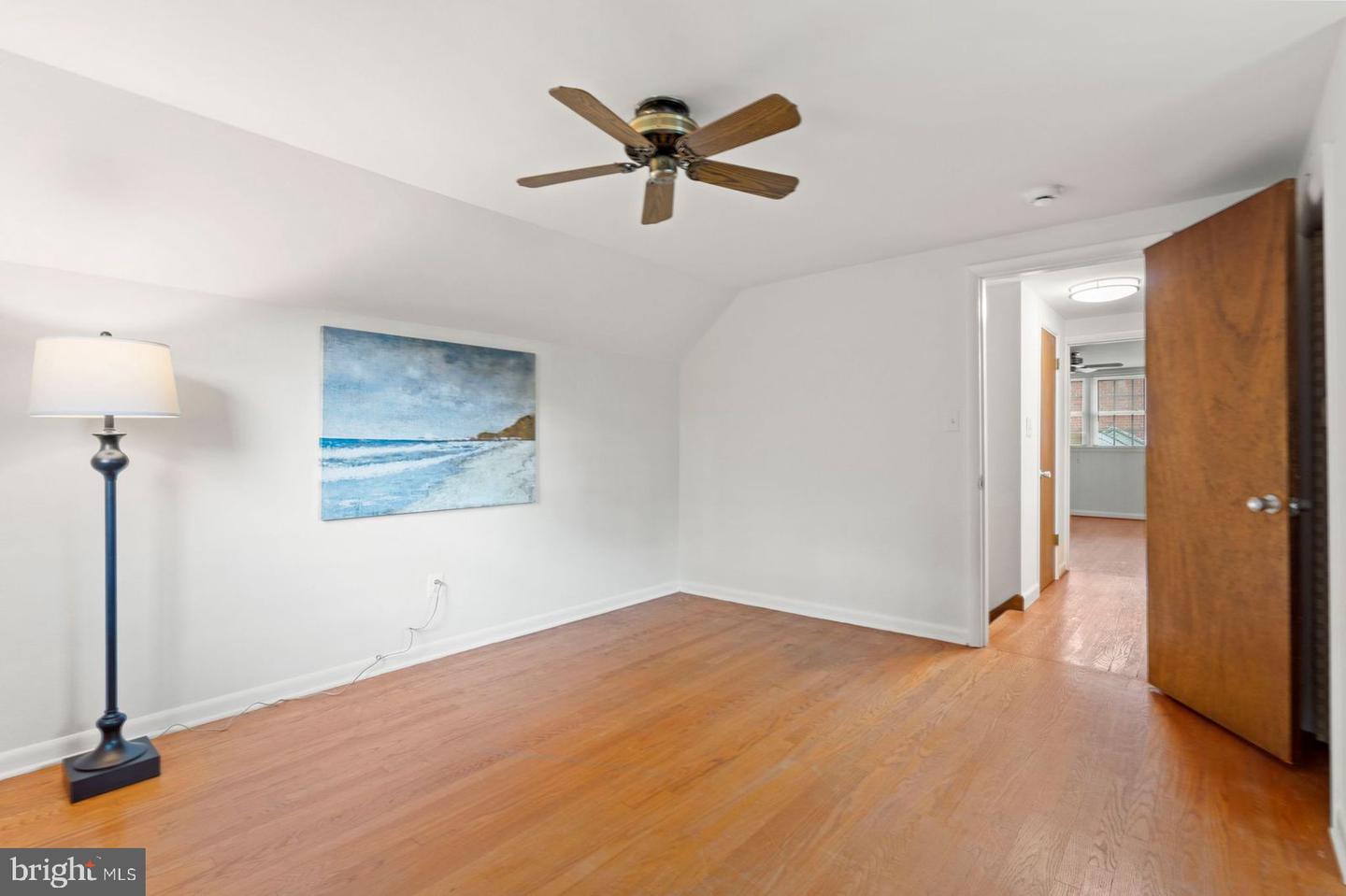 5018 11TH ST N, ARLINGTON, Virginia 22205, 5 Bedrooms Bedrooms, ,3 BathroomsBathrooms,Residential,For sale,5018 11TH ST N,VAAR2061316 MLS # VAAR2061316