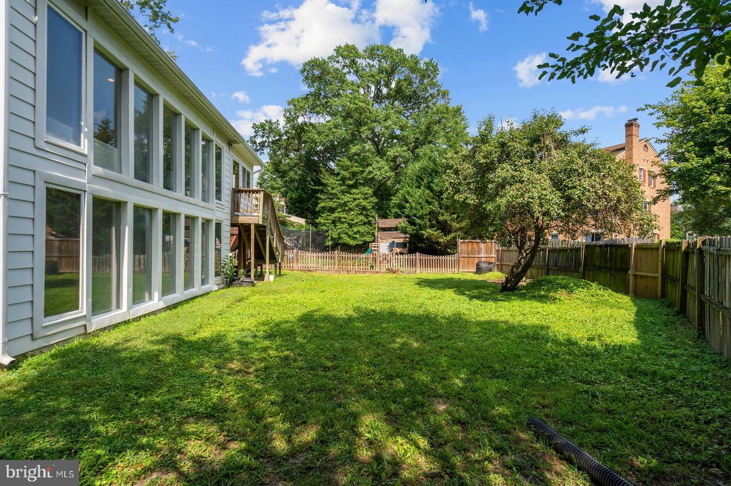 5018 11TH ST N, ARLINGTON, Virginia 22205, 5 Bedrooms Bedrooms, ,3 BathroomsBathrooms,Residential,For sale,5018 11TH ST N,VAAR2061316 MLS # VAAR2061316