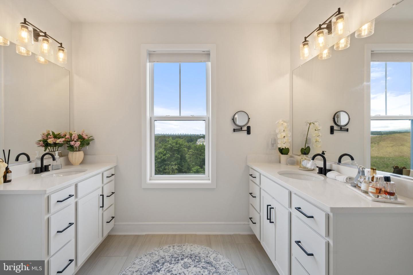 20775 LAMLASH TER, ASHBURN, Virginia 20147, 3 Bedrooms Bedrooms, ,2 BathroomsBathrooms,Residential,For sale,20775 LAMLASH TER,VALO2103076 MLS # VALO2103076