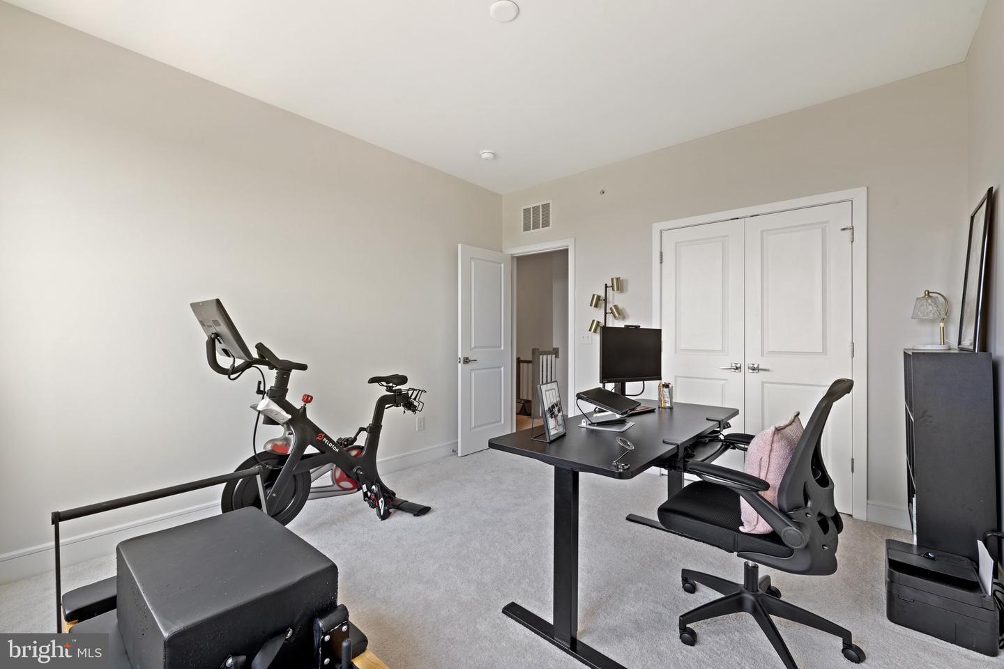 20775 LAMLASH TER, ASHBURN, Virginia 20147, 3 Bedrooms Bedrooms, ,2 BathroomsBathrooms,Residential,For sale,20775 LAMLASH TER,VALO2103076 MLS # VALO2103076