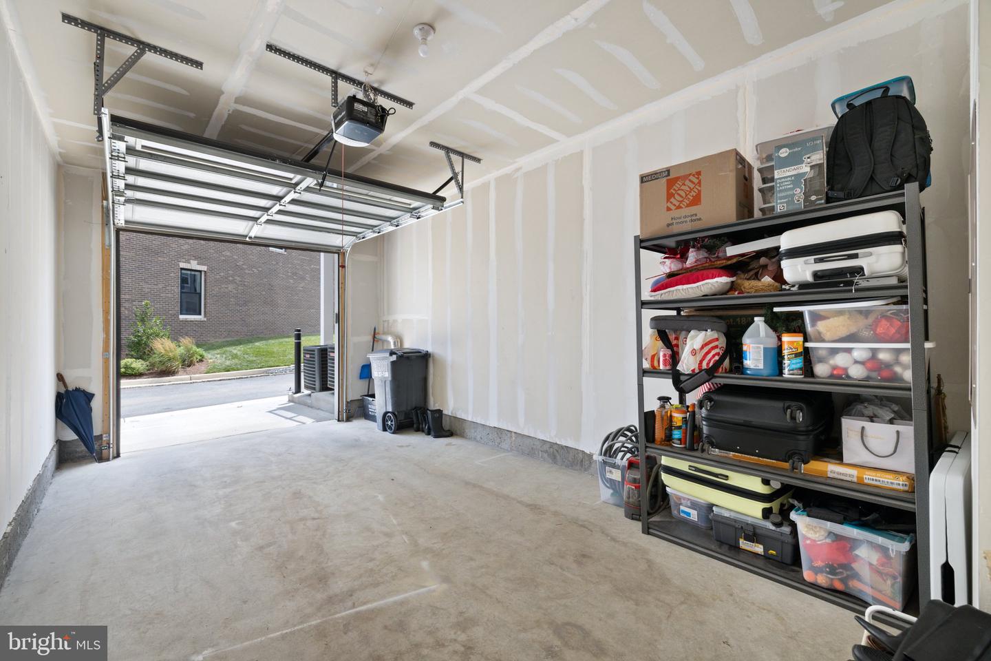 20775 LAMLASH TER, ASHBURN, Virginia 20147, 3 Bedrooms Bedrooms, ,2 BathroomsBathrooms,Residential,For sale,20775 LAMLASH TER,VALO2103076 MLS # VALO2103076
