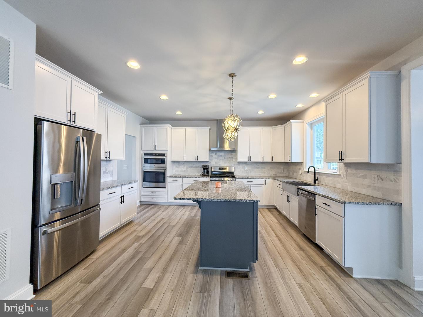 4005 GRANARY VIEW CT, DUMFRIES, Virginia 22025, 4 Bedrooms Bedrooms, ,5 BathroomsBathrooms,Residential,For sale,4005 GRANARY VIEW CT,VAPW2099892 MLS # VAPW2099892