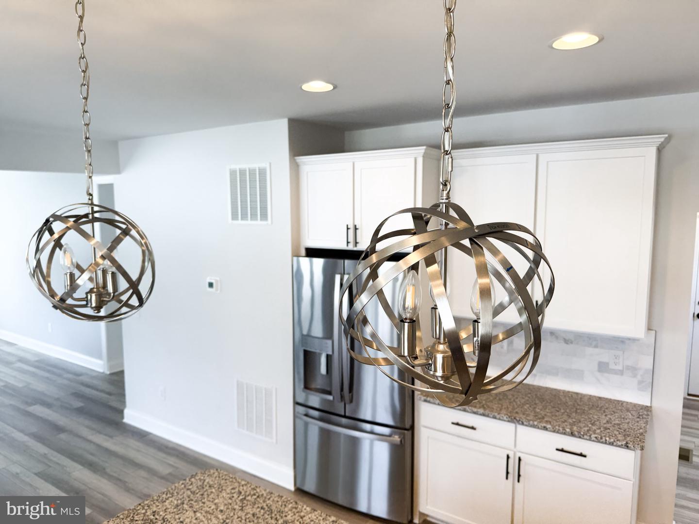 4005 GRANARY VIEW CT, DUMFRIES, Virginia 22025, 4 Bedrooms Bedrooms, ,5 BathroomsBathrooms,Residential,For sale,4005 GRANARY VIEW CT,VAPW2099892 MLS # VAPW2099892