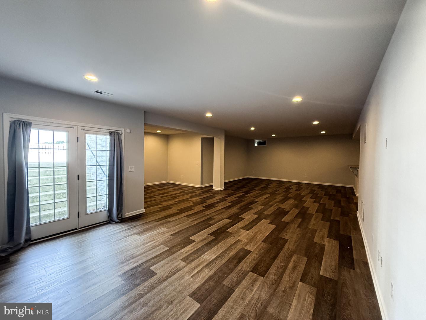 4005 GRANARY VIEW CT, DUMFRIES, Virginia 22025, 4 Bedrooms Bedrooms, ,5 BathroomsBathrooms,Residential,For sale,4005 GRANARY VIEW CT,VAPW2099892 MLS # VAPW2099892