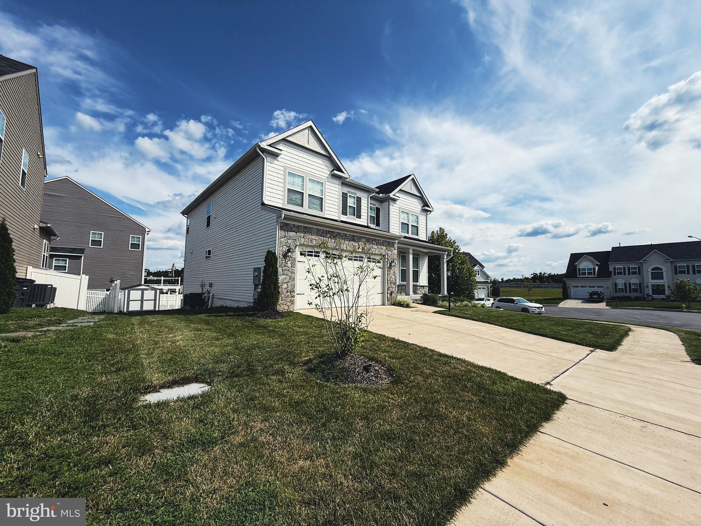 4005 GRANARY VIEW CT, DUMFRIES, Virginia 22025, 4 Bedrooms Bedrooms, ,5 BathroomsBathrooms,Residential,For sale,4005 GRANARY VIEW CT,VAPW2099892 MLS # VAPW2099892
