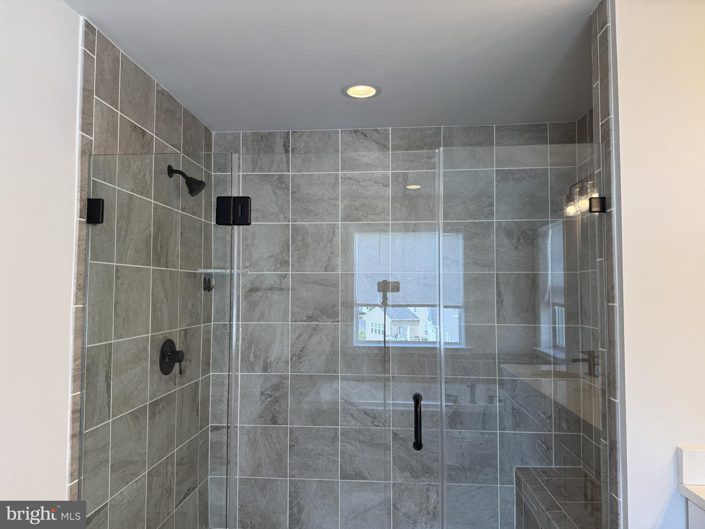 4005 GRANARY VIEW CT, DUMFRIES, Virginia 22025, 4 Bedrooms Bedrooms, ,5 BathroomsBathrooms,Residential,For sale,4005 GRANARY VIEW CT,VAPW2099892 MLS # VAPW2099892