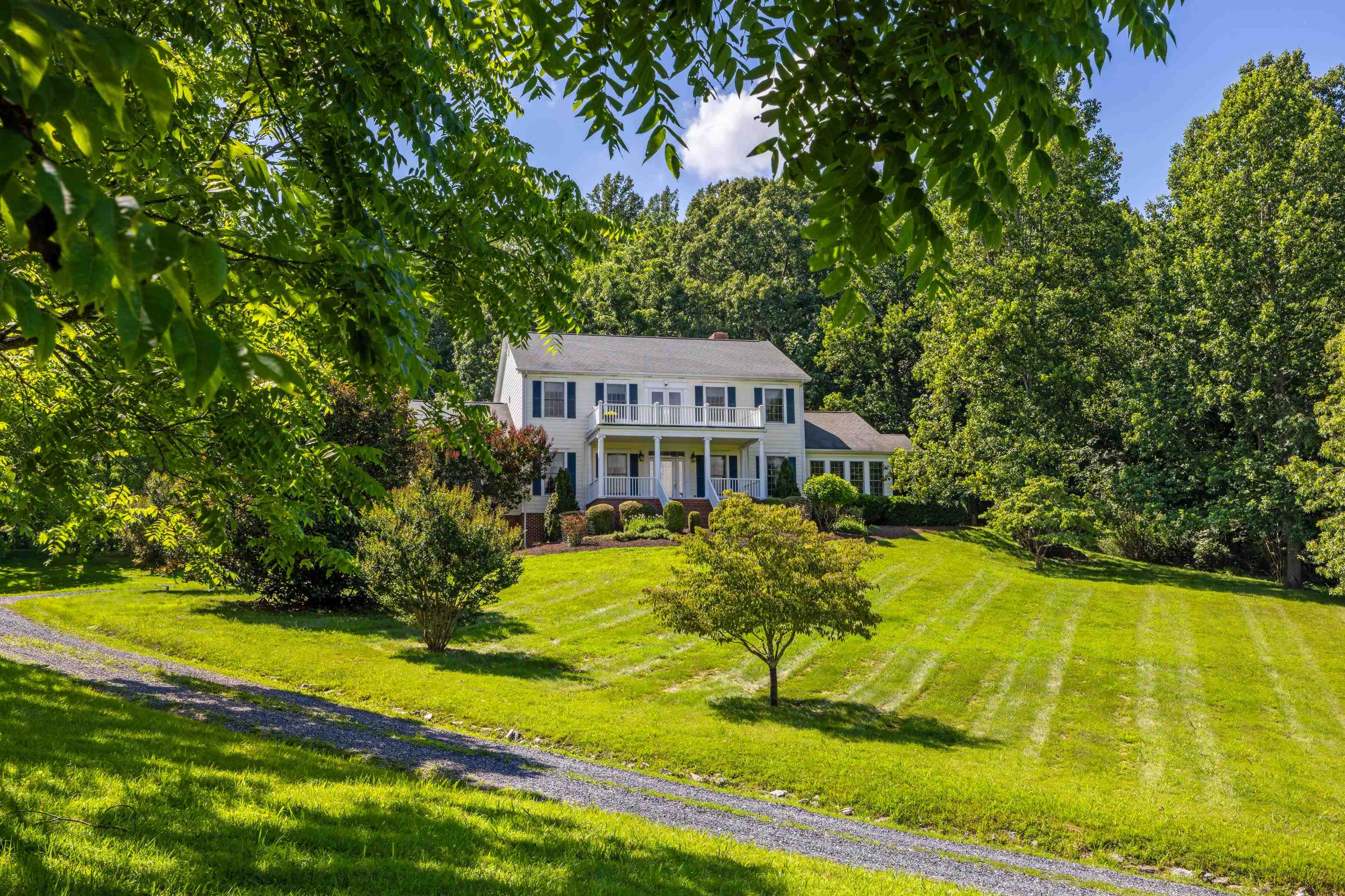 296 OTTS MILL RD, RAPHINE, Virginia 24472, 4 Bedrooms Bedrooms, ,4 BathroomsBathrooms,Residential,Matchette,296 OTTS MILL RD,667178 MLS # 667178