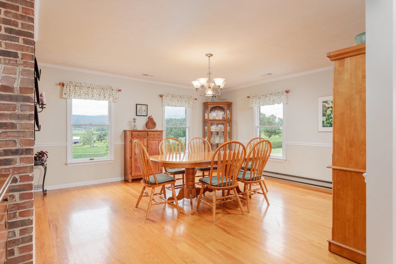 5566 BRIERY BRANCH RD, DAYTON, Virginia 22821, 3 Bedrooms Bedrooms, ,2 BathroomsBathrooms,Residential,5566 BRIERY BRANCH RD,667180 MLS # 667180