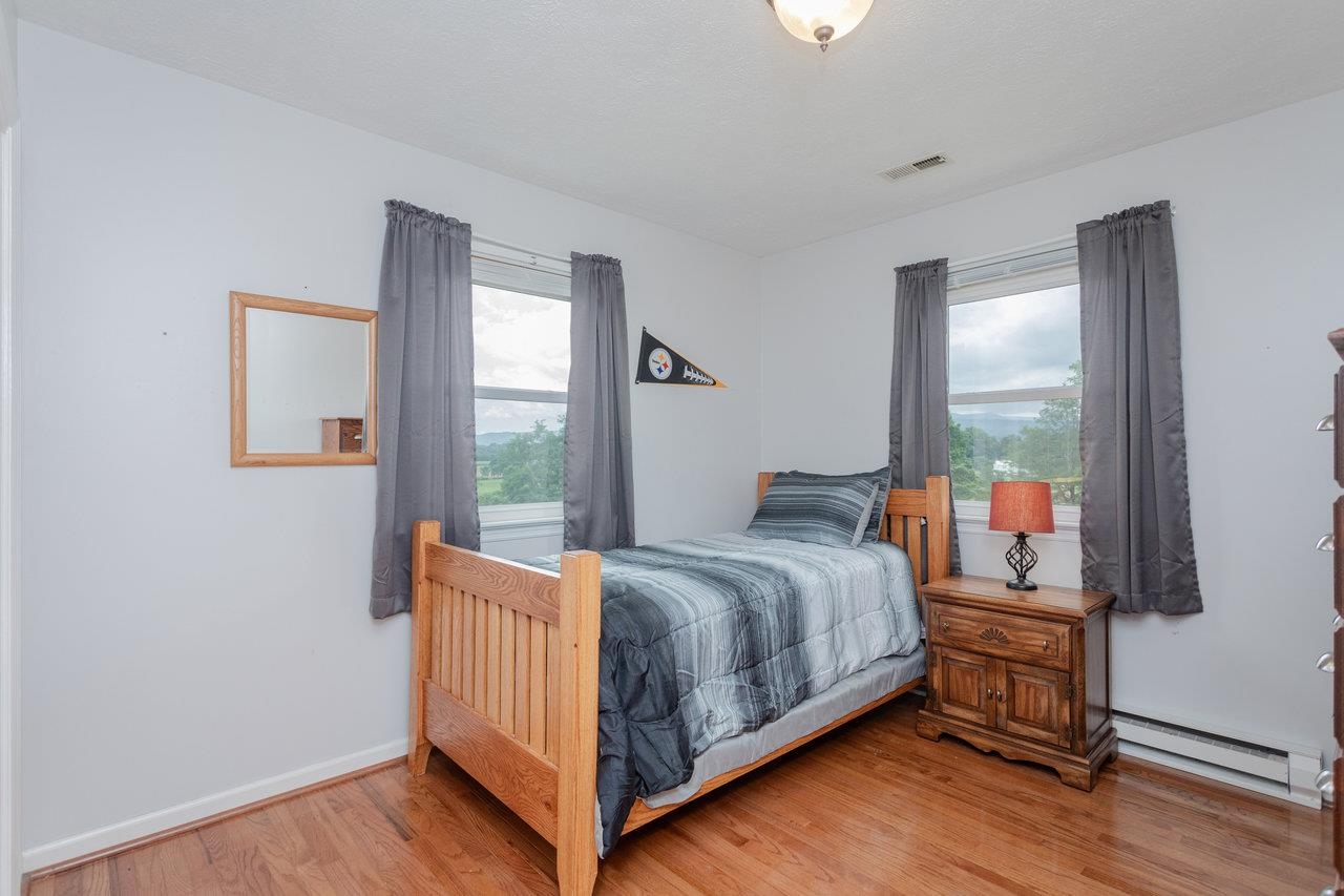 5566 BRIERY BRANCH RD, DAYTON, Virginia 22821, 3 Bedrooms Bedrooms, ,2 BathroomsBathrooms,Residential,5566 BRIERY BRANCH RD,667180 MLS # 667180