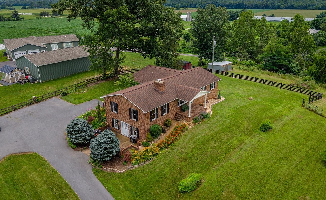 5566 BRIERY BRANCH RD, DAYTON, Virginia 22821, 3 Bedrooms Bedrooms, ,2 BathroomsBathrooms,Residential,5566 BRIERY BRANCH RD,667180 MLS # 667180