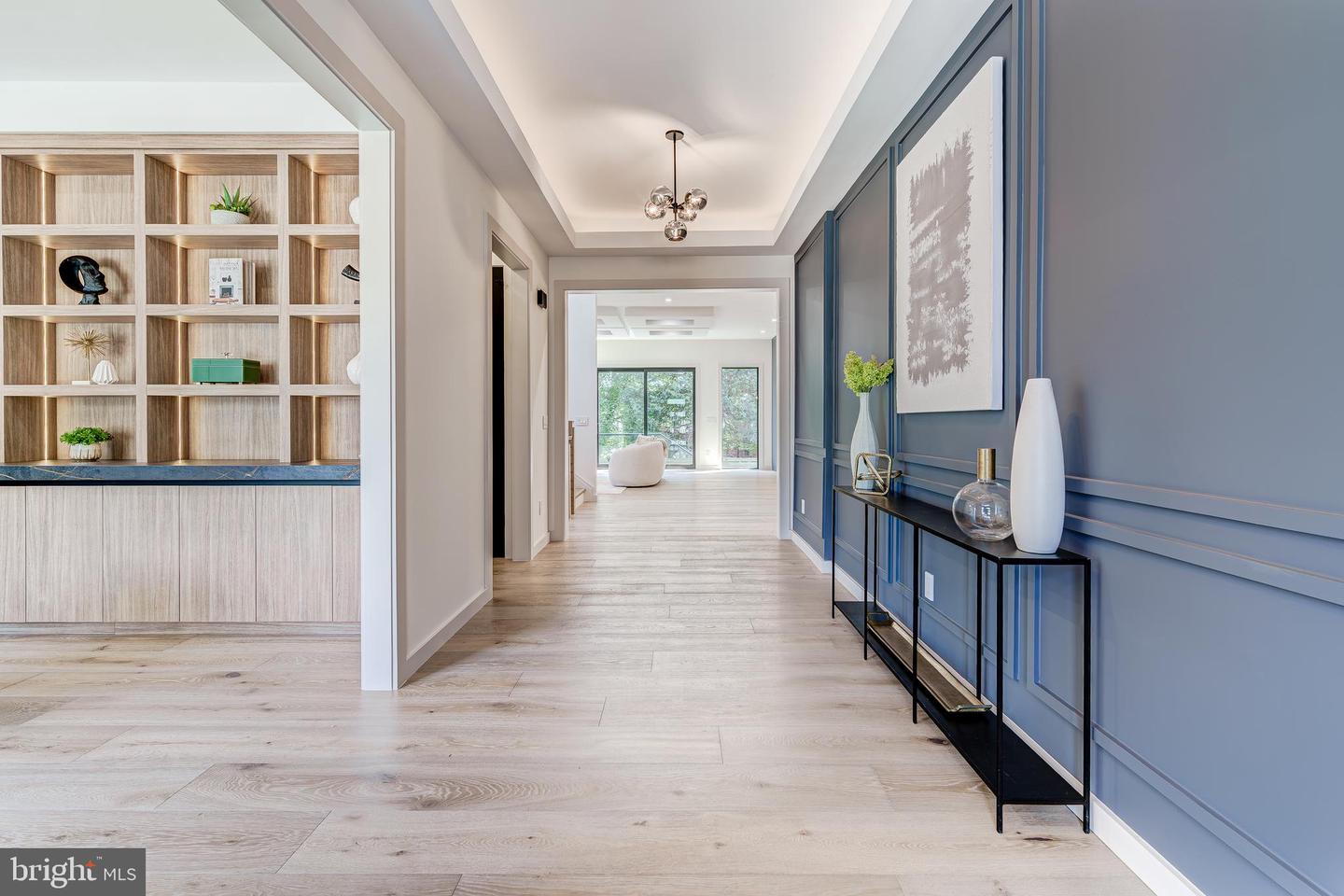 2017 N GREENBRIER ST, ARLINGTON, Virginia 22205, 5 Bedrooms Bedrooms, ,4 BathroomsBathrooms,Residential,For sale,2017 N GREENBRIER ST,VAAR2061342 MLS # VAAR2061342