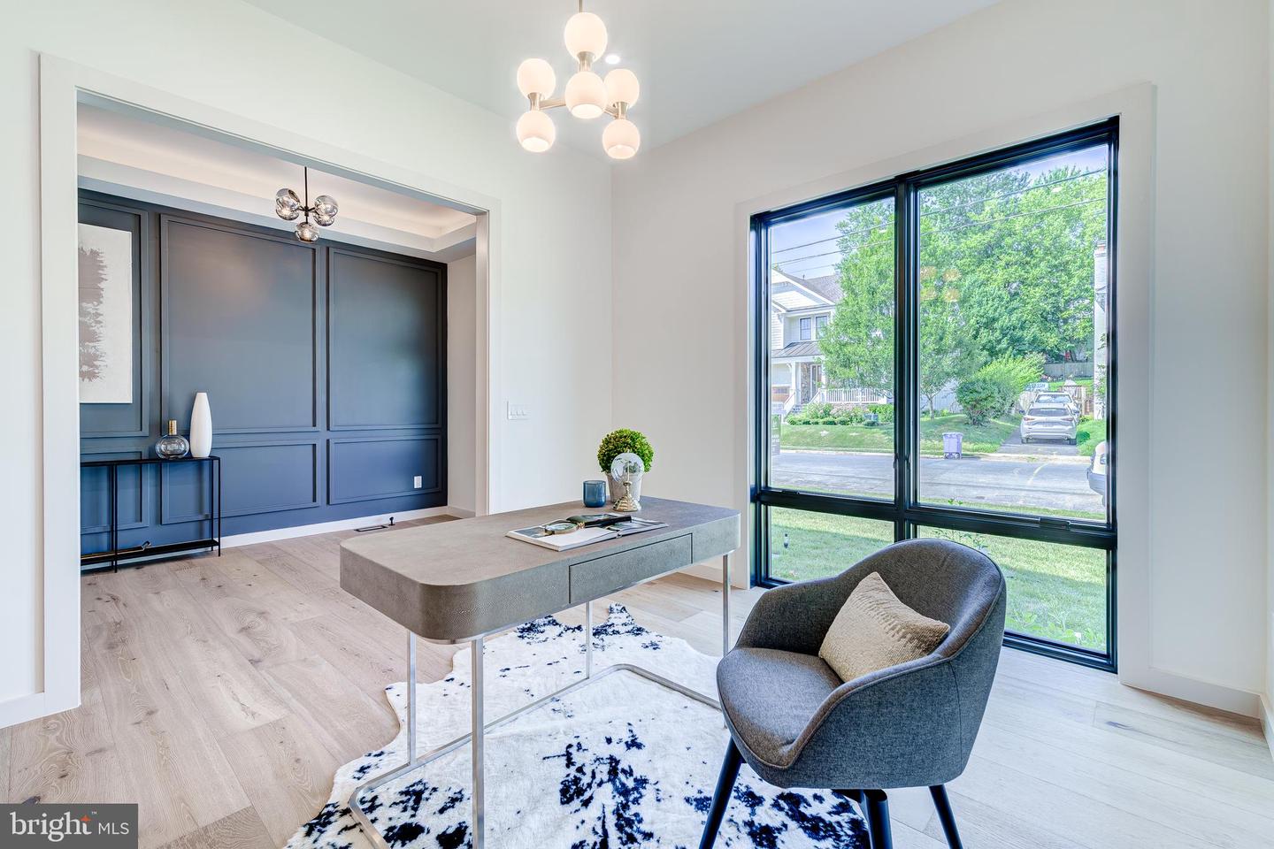 2017 N GREENBRIER ST, ARLINGTON, Virginia 22205, 5 Bedrooms Bedrooms, ,4 BathroomsBathrooms,Residential,For sale,2017 N GREENBRIER ST,VAAR2061342 MLS # VAAR2061342