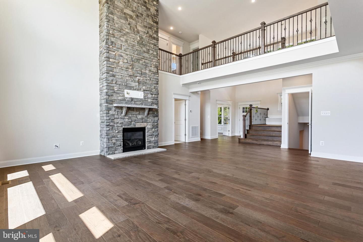 113 LILLIAN CT, FREDERICKSBURG, Virginia 22406, 4 Bedrooms Bedrooms, ,4 BathroomsBathrooms,Residential,For sale,113 LILLIAN CT,VAST2041084 MLS # VAST2041084