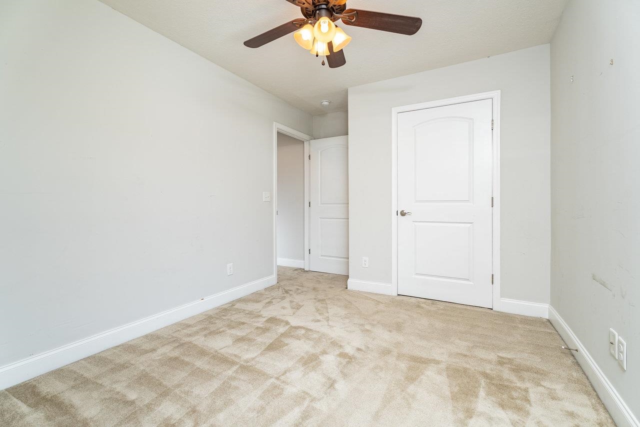 207 15TH ST, GROTTOES, Virginia 24441, 2 Bedrooms Bedrooms, ,2 BathroomsBathrooms,Residential,207 15TH ST,667184 MLS # 667184