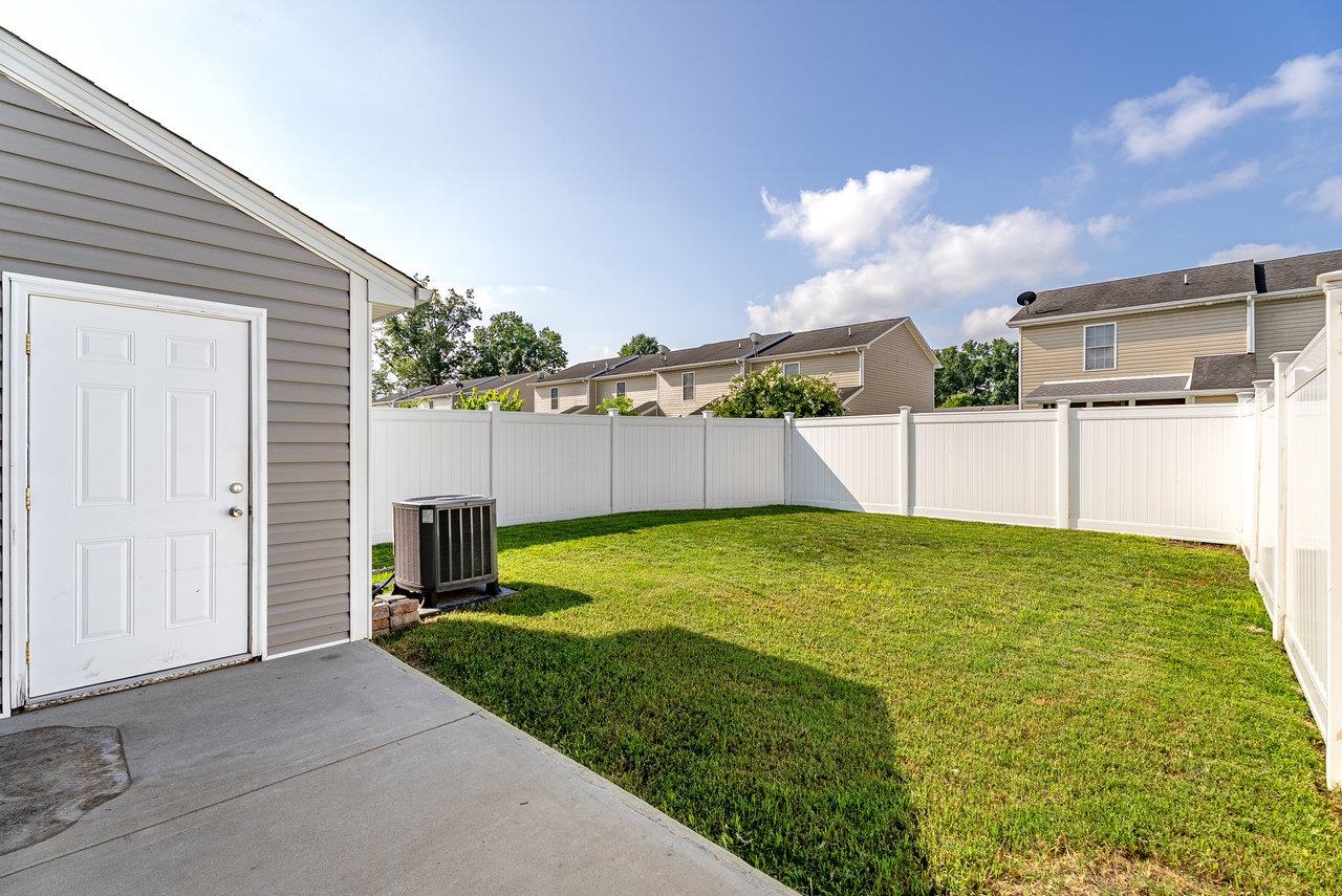 207 15TH ST, GROTTOES, Virginia 24441, 2 Bedrooms Bedrooms, ,2 BathroomsBathrooms,Residential,207 15TH ST,667184 MLS # 667184