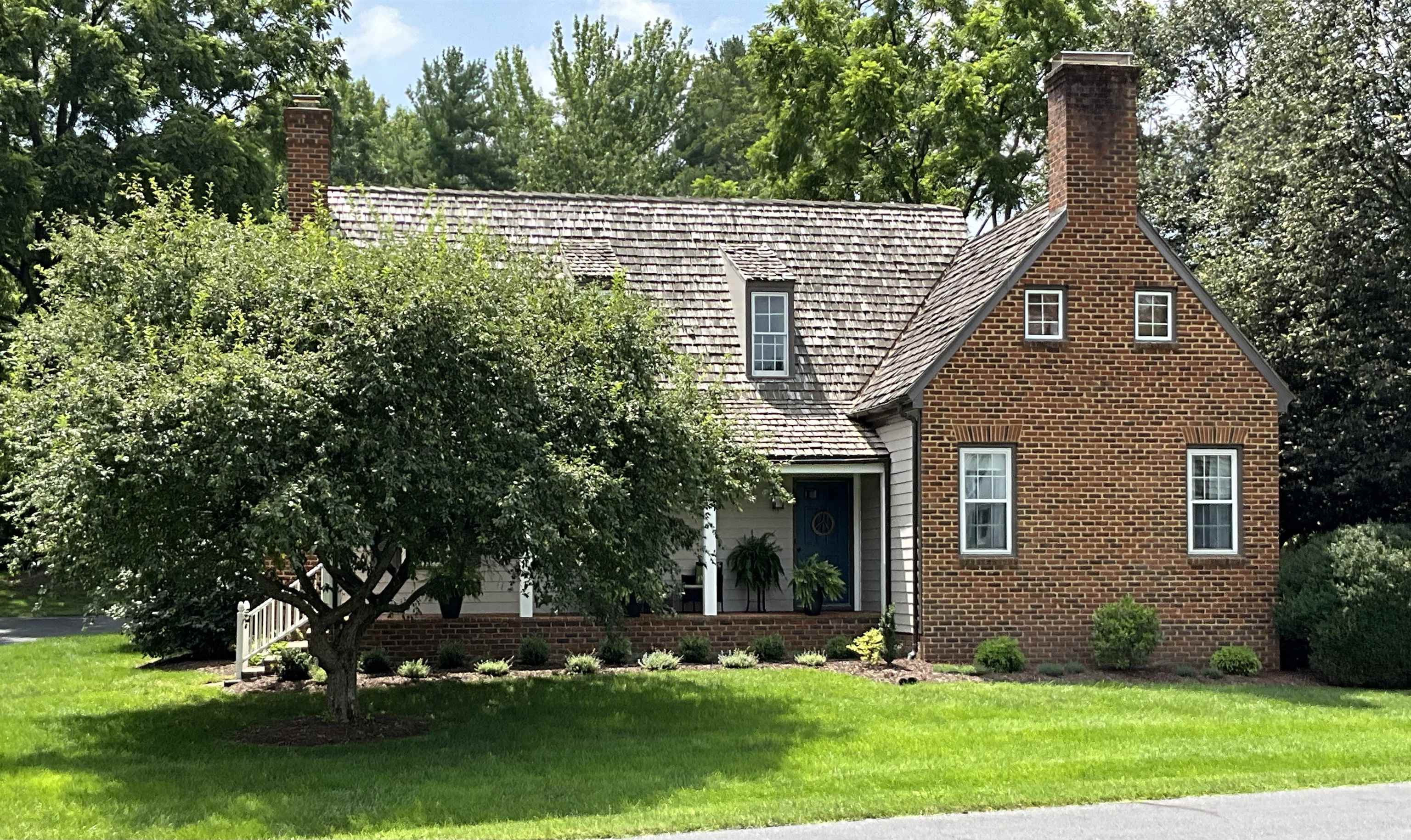 102 SMITHLEIGH CR, STAUNTON, Virginia 24401, 3 Bedrooms Bedrooms, ,3 BathroomsBathrooms,Residential,102 SMITHLEIGH CR,667186 MLS # 667186