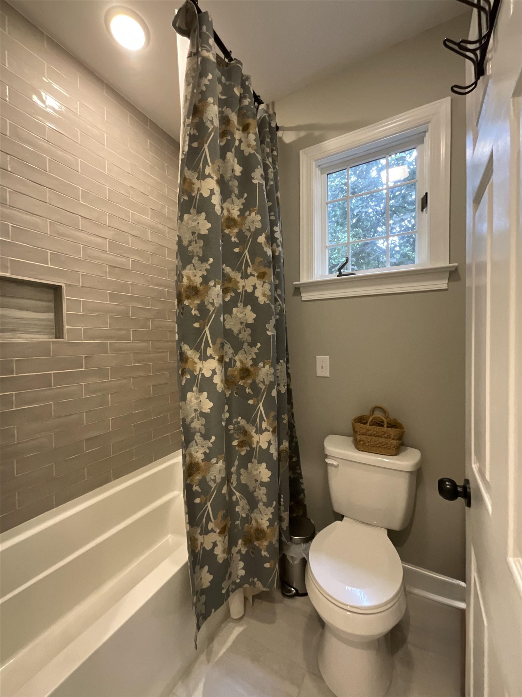 102 SMITHLEIGH CR, STAUNTON, Virginia 24401, 3 Bedrooms Bedrooms, ,3 BathroomsBathrooms,Residential,102 SMITHLEIGH CR,667186 MLS # 667186