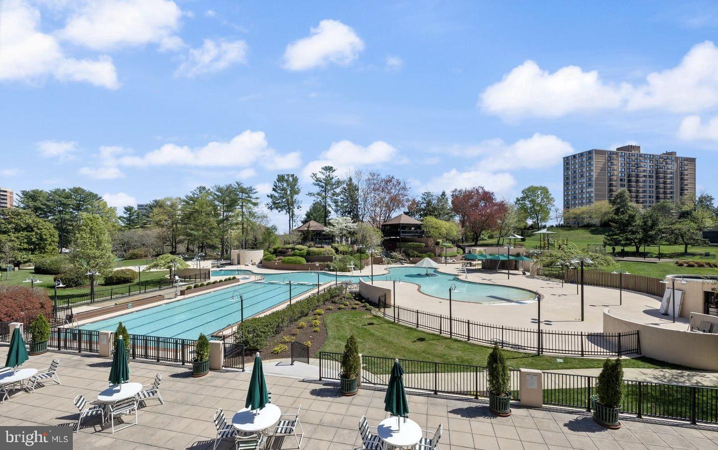 203 YOAKUM PKWY #804, ALEXANDRIA, Virginia 22304, 2 Bedrooms Bedrooms, 4 Rooms Rooms,1 BathroomBathrooms,Residential,For sale,203 YOAKUM PKWY #804,VAAX2047832 MLS # VAAX2047832