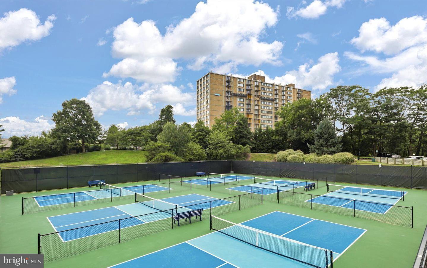 203 YOAKUM PKWY #804, ALEXANDRIA, Virginia 22304, 2 Bedrooms Bedrooms, 4 Rooms Rooms,1 BathroomBathrooms,Residential,For sale,203 YOAKUM PKWY #804,VAAX2047832 MLS # VAAX2047832