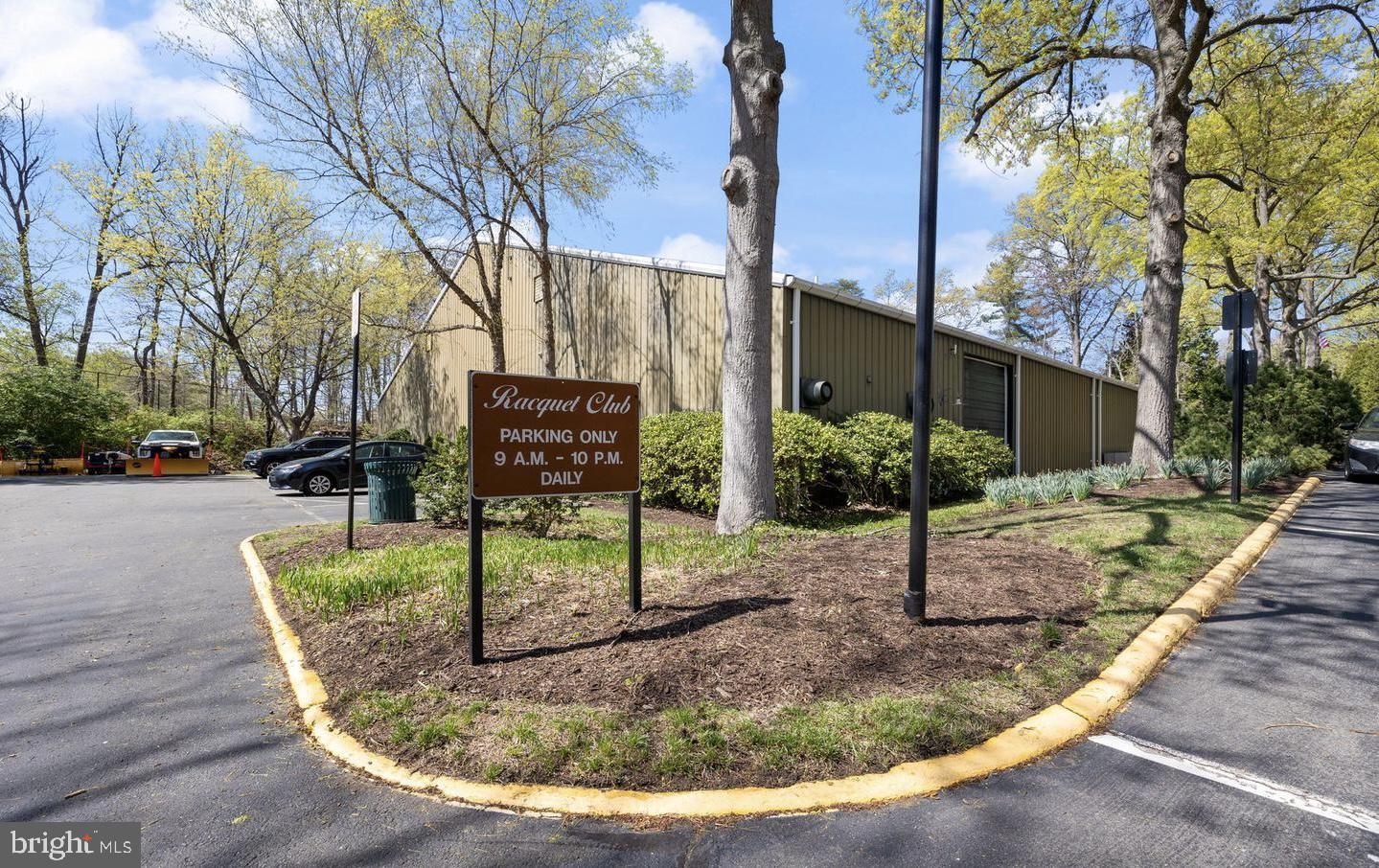 203 YOAKUM PKWY #804, ALEXANDRIA, Virginia 22304, 2 Bedrooms Bedrooms, 4 Rooms Rooms,1 BathroomBathrooms,Residential,For sale,203 YOAKUM PKWY #804,VAAX2047832 MLS # VAAX2047832