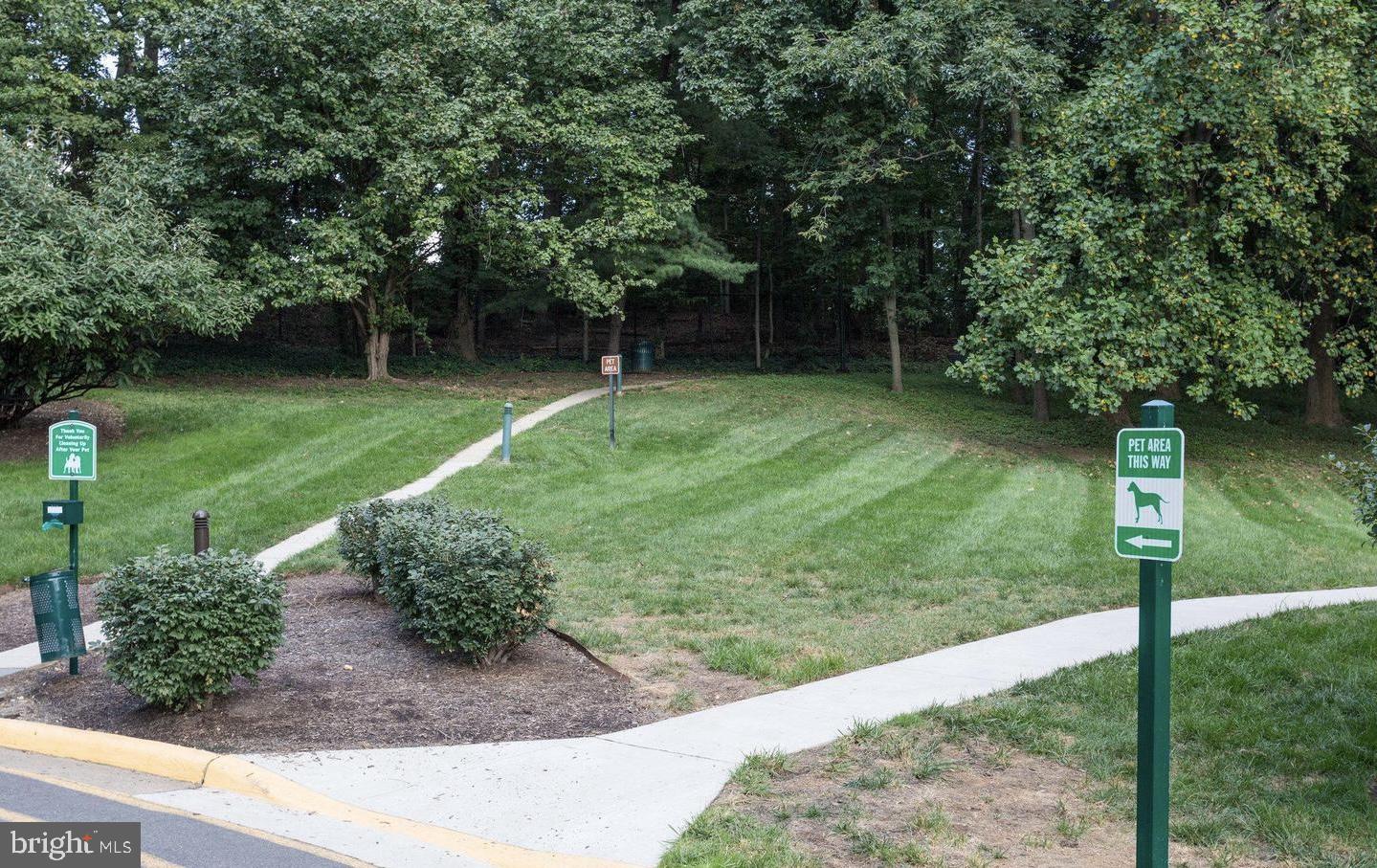 203 YOAKUM PKWY #804, ALEXANDRIA, Virginia 22304, 2 Bedrooms Bedrooms, 4 Rooms Rooms,1 BathroomBathrooms,Residential,For sale,203 YOAKUM PKWY #804,VAAX2047832 MLS # VAAX2047832