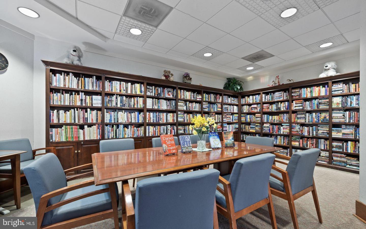 203 YOAKUM PKWY #804, ALEXANDRIA, Virginia 22304, 2 Bedrooms Bedrooms, 4 Rooms Rooms,1 BathroomBathrooms,Residential,For sale,203 YOAKUM PKWY #804,VAAX2047832 MLS # VAAX2047832