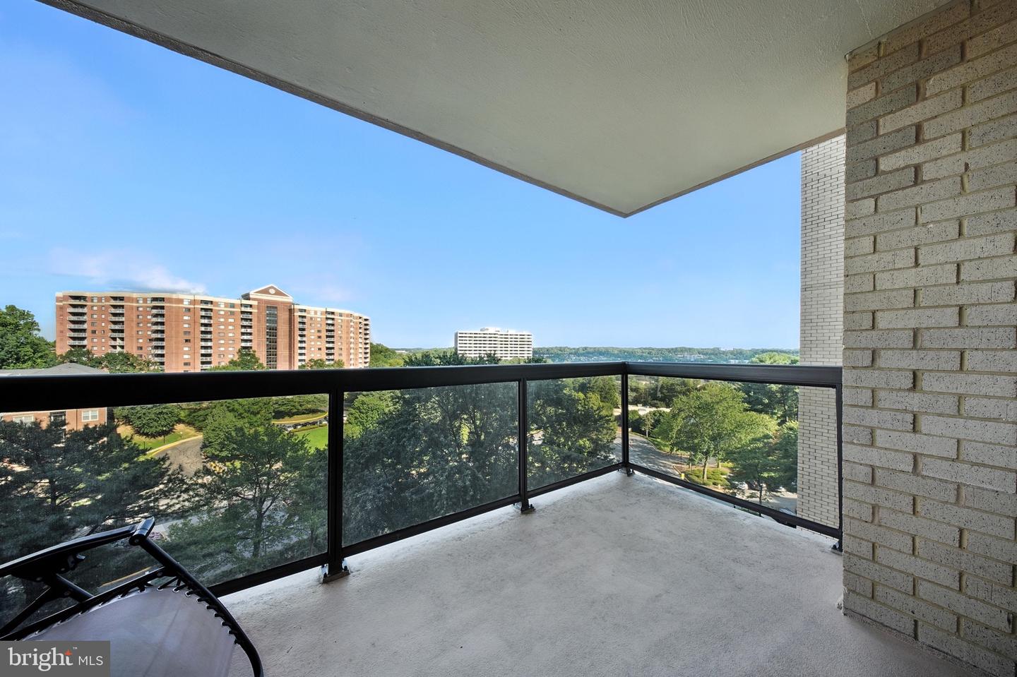 203 YOAKUM PKWY #804, ALEXANDRIA, Virginia 22304, 2 Bedrooms Bedrooms, 4 Rooms Rooms,1 BathroomBathrooms,Residential,For sale,203 YOAKUM PKWY #804,VAAX2047832 MLS # VAAX2047832