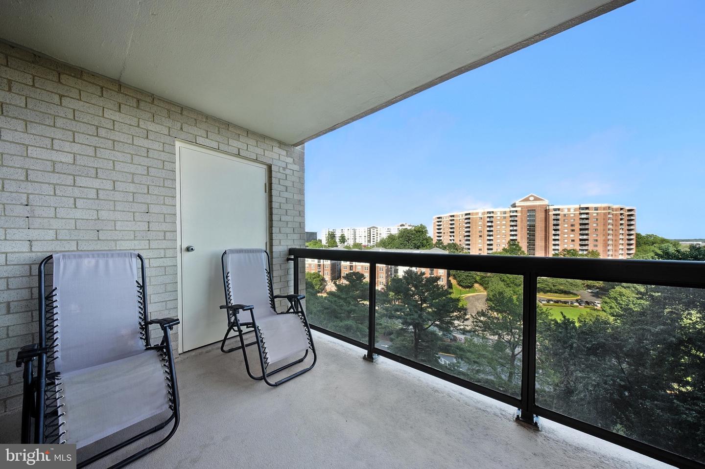 203 YOAKUM PKWY #804, ALEXANDRIA, Virginia 22304, 2 Bedrooms Bedrooms, 4 Rooms Rooms,1 BathroomBathrooms,Residential,For sale,203 YOAKUM PKWY #804,VAAX2047832 MLS # VAAX2047832