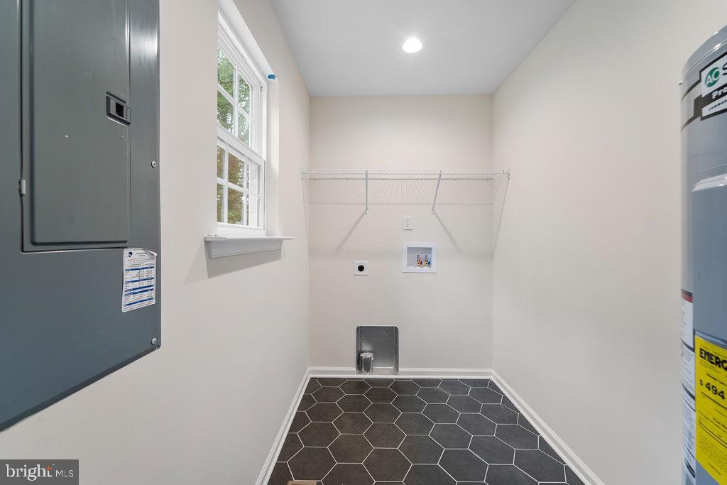 26332 OLD PITTS, RUTHER GLEN, Virginia 22546, 3 Bedrooms Bedrooms, ,2 BathroomsBathrooms,Residential,For sale,26332 OLD PITTS,VACV2008550 MLS # VACV2008550