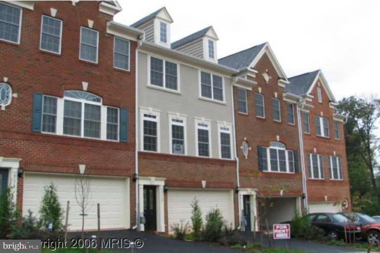 47565 ROYAL BURNHAM TER, STERLING, Virginia 20165, 4 Bedrooms Bedrooms, ,2 BathroomsBathrooms,Residential,For sale,47565 ROYAL BURNHAM TER,VALO2103122 MLS # VALO2103122