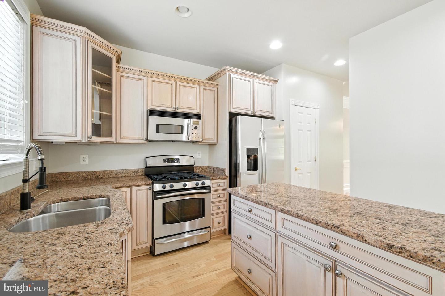 47565 ROYAL BURNHAM TER, STERLING, Virginia 20165, 4 Bedrooms Bedrooms, ,2 BathroomsBathrooms,Residential,For sale,47565 ROYAL BURNHAM TER,VALO2103122 MLS # VALO2103122
