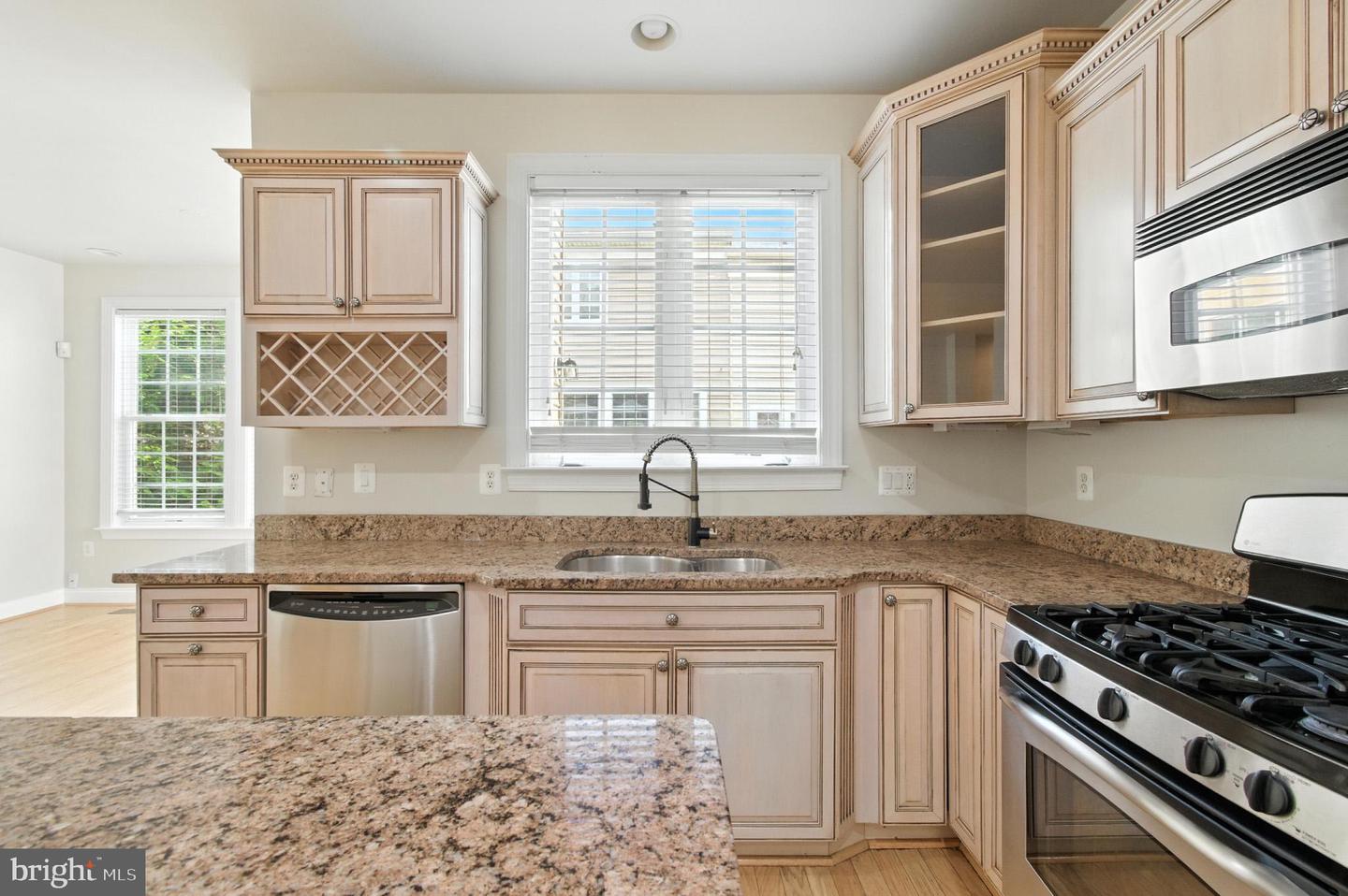 47565 ROYAL BURNHAM TER, STERLING, Virginia 20165, 4 Bedrooms Bedrooms, ,2 BathroomsBathrooms,Residential,For sale,47565 ROYAL BURNHAM TER,VALO2103122 MLS # VALO2103122