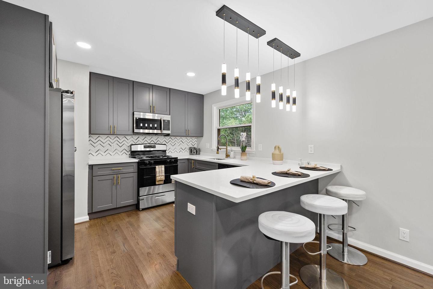 8614 GATESHEAD RD, ALEXANDRIA, Virginia 22309, 4 Bedrooms Bedrooms, ,3 BathroomsBathrooms,Residential,For sale,8614 GATESHEAD RD,VAFX2257496 MLS # VAFX2257496