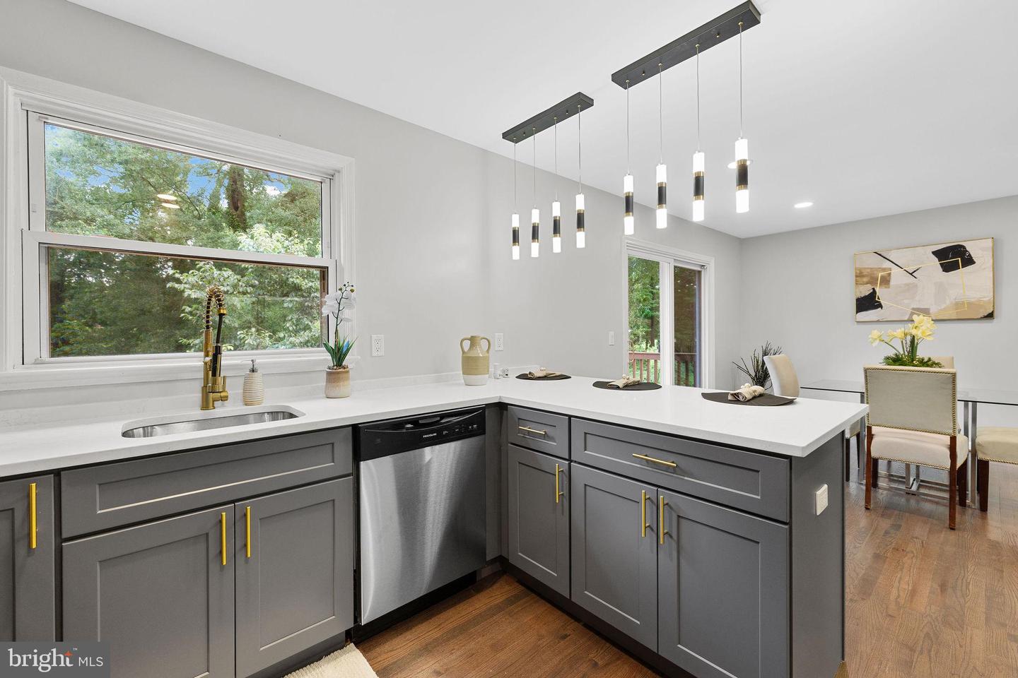 8614 GATESHEAD RD, ALEXANDRIA, Virginia 22309, 4 Bedrooms Bedrooms, ,3 BathroomsBathrooms,Residential,For sale,8614 GATESHEAD RD,VAFX2257496 MLS # VAFX2257496