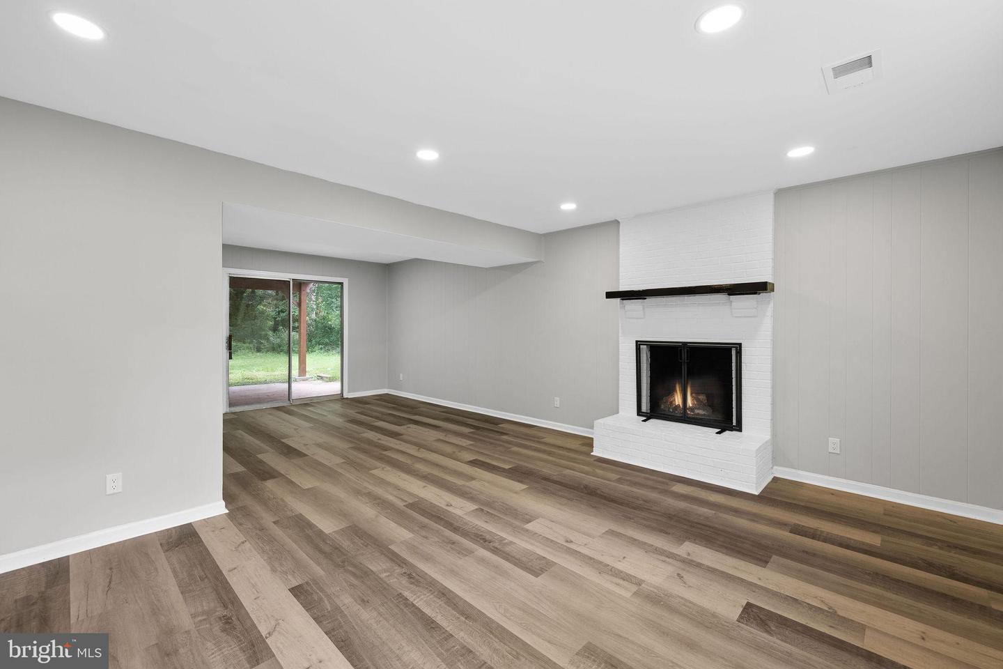 8614 GATESHEAD RD, ALEXANDRIA, Virginia 22309, 4 Bedrooms Bedrooms, ,3 BathroomsBathrooms,Residential,For sale,8614 GATESHEAD RD,VAFX2257496 MLS # VAFX2257496