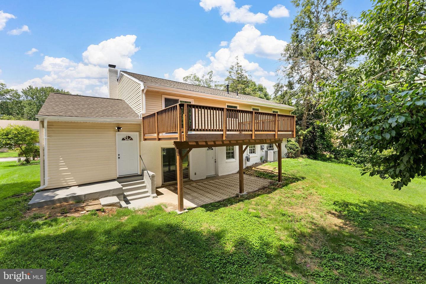 8614 GATESHEAD RD, ALEXANDRIA, Virginia 22309, 4 Bedrooms Bedrooms, ,3 BathroomsBathrooms,Residential,For sale,8614 GATESHEAD RD,VAFX2257496 MLS # VAFX2257496