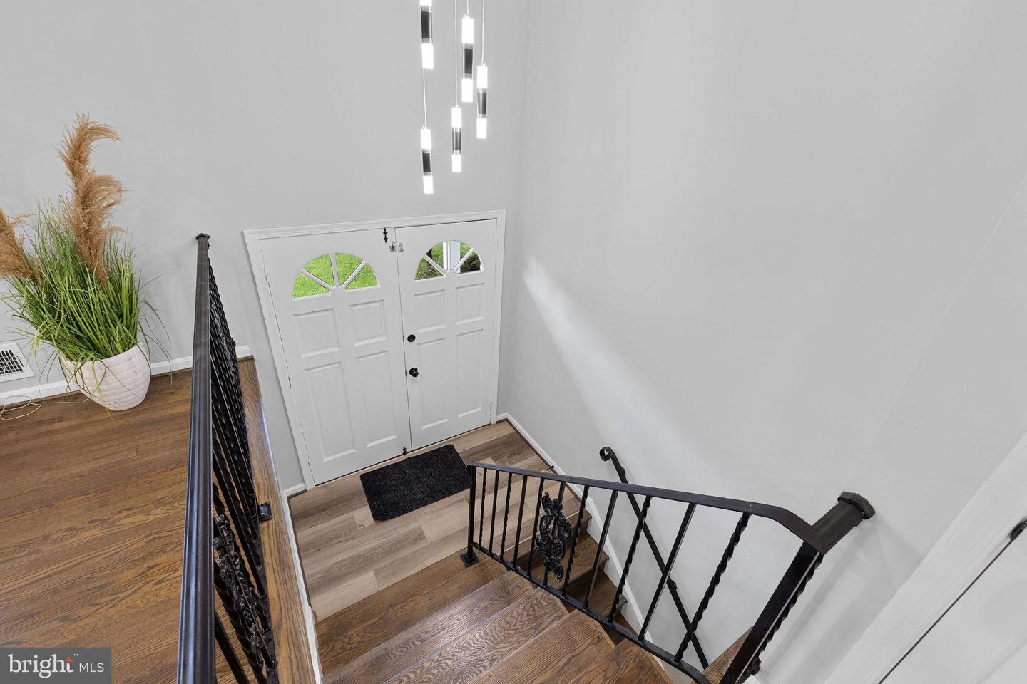 8614 GATESHEAD RD, ALEXANDRIA, Virginia 22309, 4 Bedrooms Bedrooms, ,3 BathroomsBathrooms,Residential,For sale,8614 GATESHEAD RD,VAFX2257496 MLS # VAFX2257496
