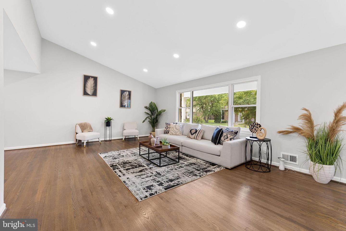 8614 GATESHEAD RD, ALEXANDRIA, Virginia 22309, 4 Bedrooms Bedrooms, ,3 BathroomsBathrooms,Residential,For sale,8614 GATESHEAD RD,VAFX2257496 MLS # VAFX2257496