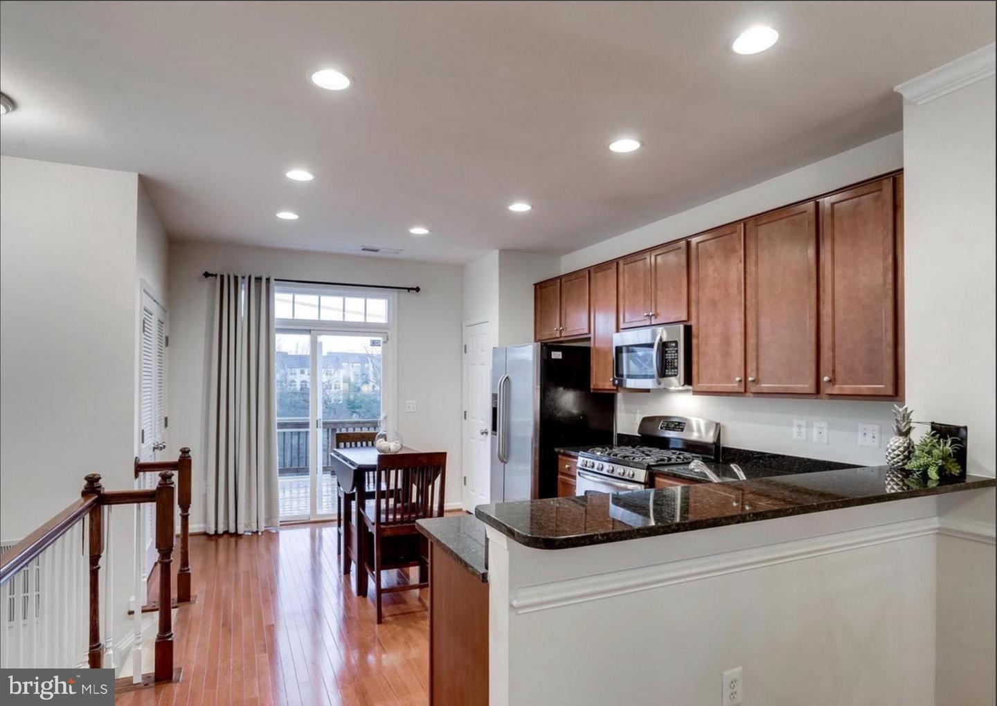 15715 JOHN DISKIN CIR, WOODBRIDGE, Virginia 22191, 3 Bedrooms Bedrooms, ,3 BathroomsBathrooms,Residential,For sale,15715 JOHN DISKIN CIR,VAPW2099988 MLS # VAPW2099988
