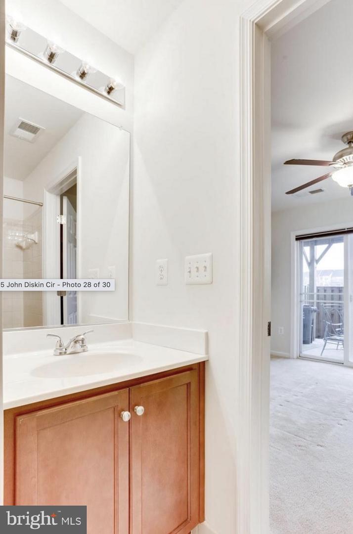15715 JOHN DISKIN CIR, WOODBRIDGE, Virginia 22191, 3 Bedrooms Bedrooms, ,3 BathroomsBathrooms,Residential,For sale,15715 JOHN DISKIN CIR,VAPW2099988 MLS # VAPW2099988
