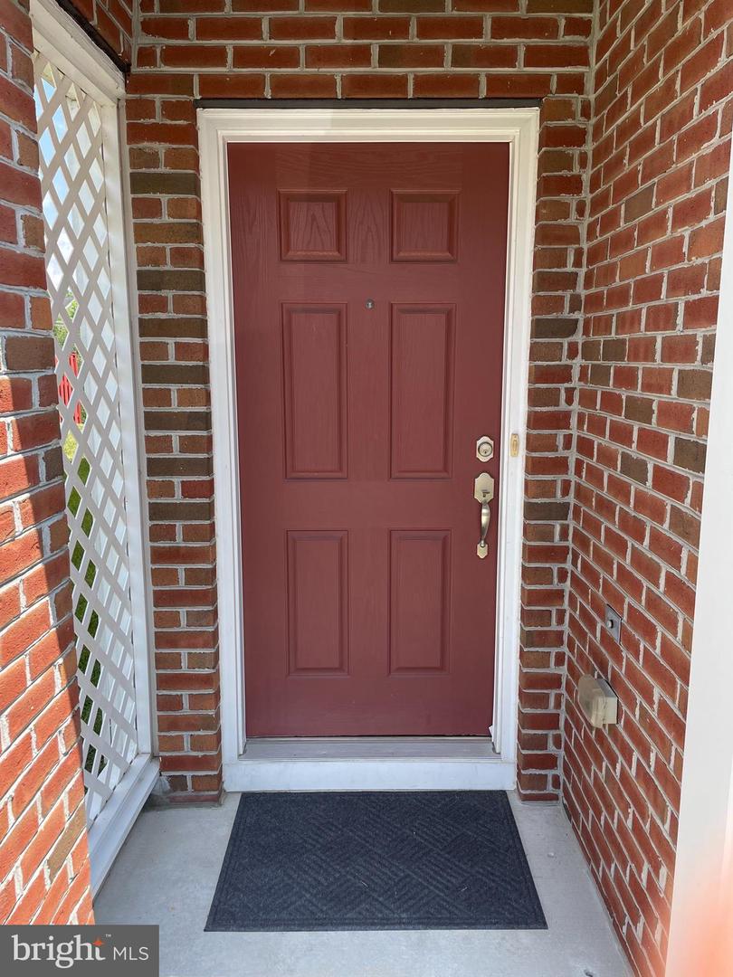 15715 JOHN DISKIN CIR, WOODBRIDGE, Virginia 22191, 3 Bedrooms Bedrooms, ,3 BathroomsBathrooms,Residential,For sale,15715 JOHN DISKIN CIR,VAPW2099988 MLS # VAPW2099988
