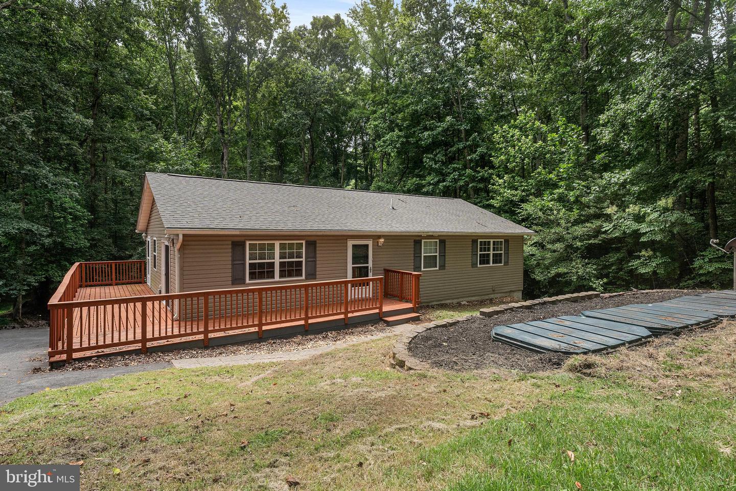 7224 WASHINGTON DR, KING GEORGE, Virginia 22485, 3 Bedrooms Bedrooms, ,3 BathroomsBathrooms,Residential,For sale,7224 WASHINGTON DR,VAKG2006758 MLS # VAKG2006758