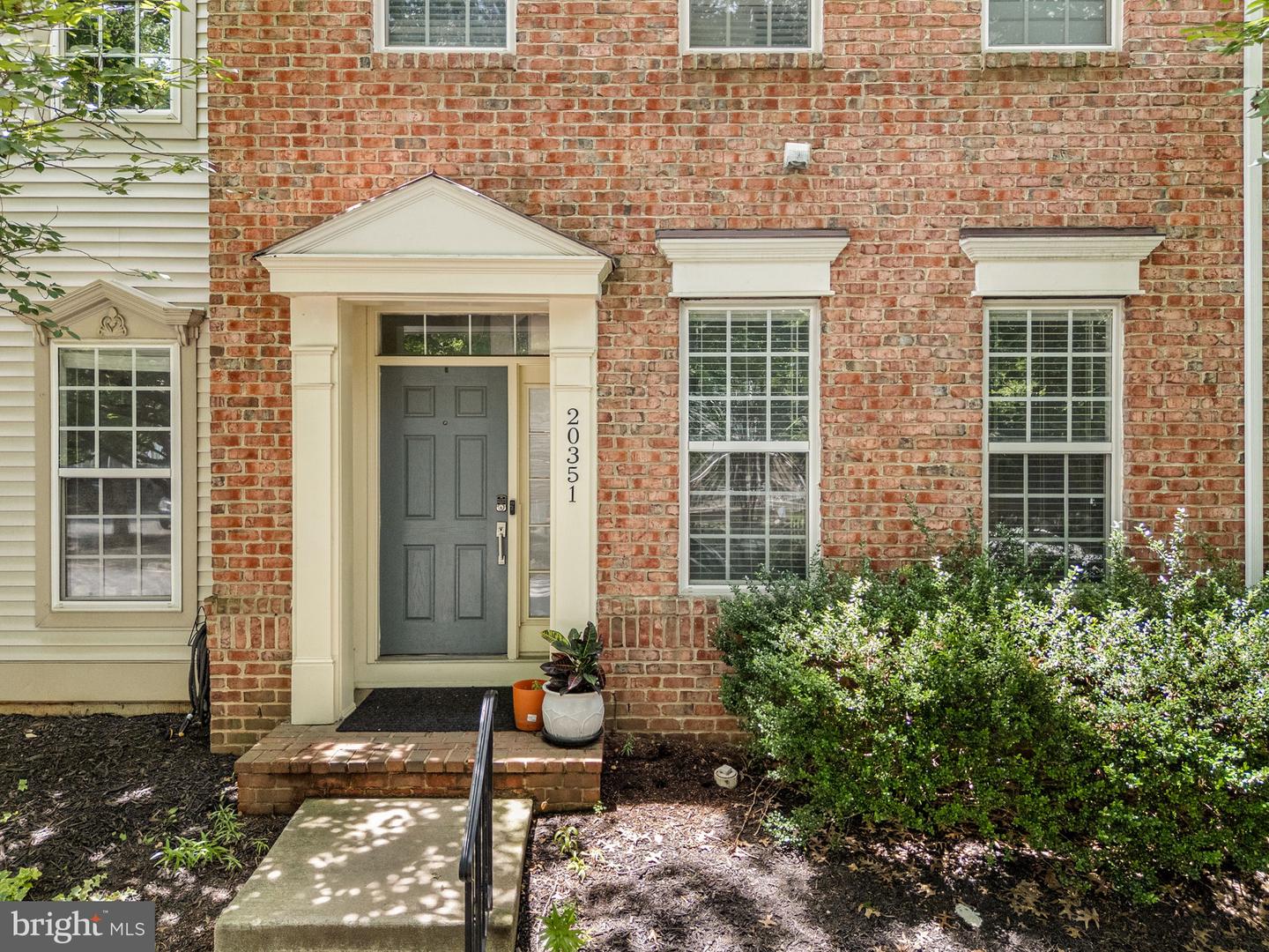 20351 BOWFONDS ST, ASHBURN, Virginia 20147, 3 Bedrooms Bedrooms, ,2 BathroomsBathrooms,Residential,For sale,20351 BOWFONDS ST,VALO2103160 MLS # VALO2103160