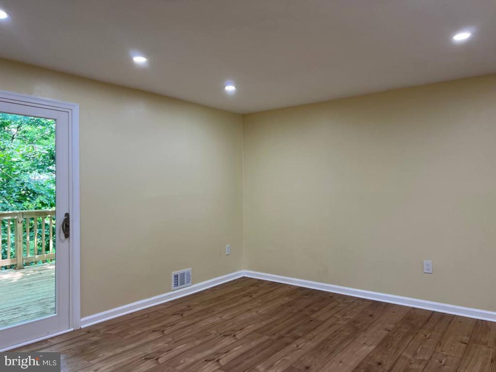 1412 MILBANK RD, WOODBRIDGE, Virginia 22191, 3 Bedrooms Bedrooms, ,3 BathroomsBathrooms,Residential,For sale,1412 MILBANK RD,VAPW2100006 MLS # VAPW2100006