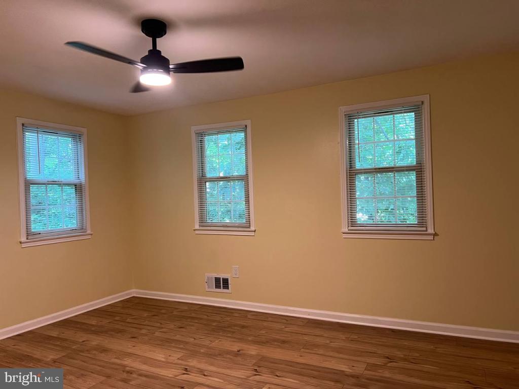 1412 MILBANK RD, WOODBRIDGE, Virginia 22191, 3 Bedrooms Bedrooms, ,3 BathroomsBathrooms,Residential,For sale,1412 MILBANK RD,VAPW2100006 MLS # VAPW2100006